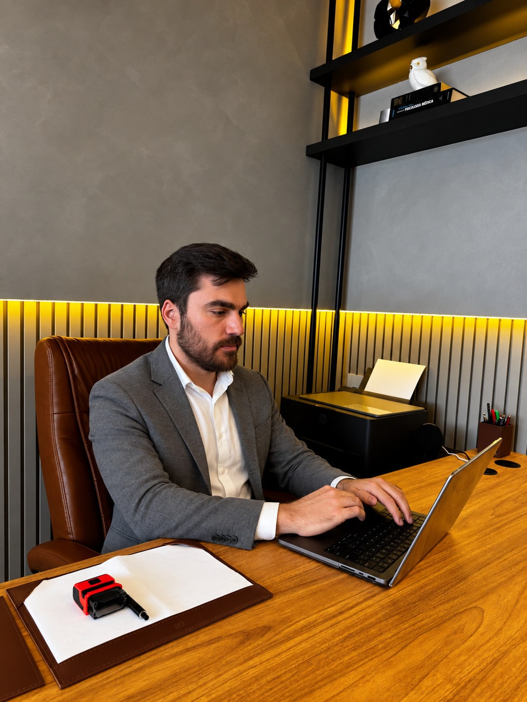 Consultório do Dr. Gabriel Schmitt em Santos